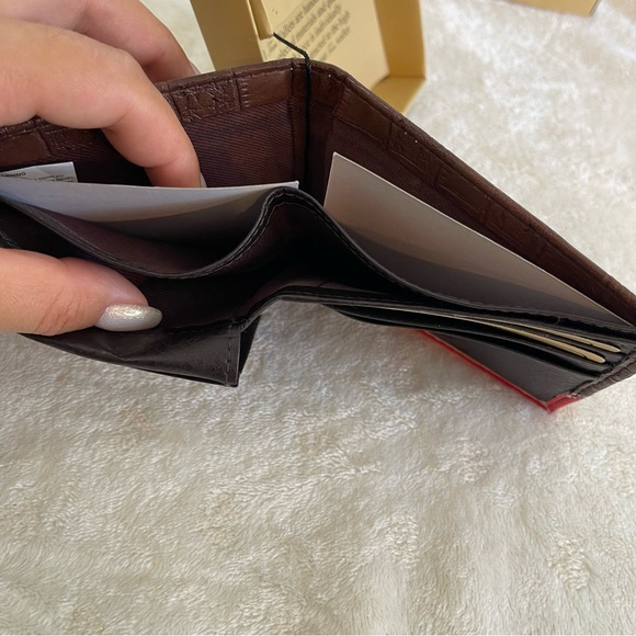 Tems Collection Handcrafted Wallet - Picture 7 of 9